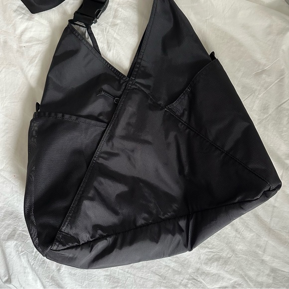 Baboon to the Moon / Triangle Tote in Black - Picture 3 of 4